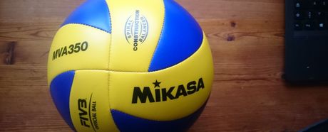 Ein Volleyball für unsere Jugend