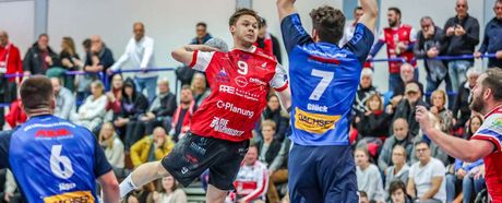 Für Marcel Meyer endet die Partie im Krankenhaus